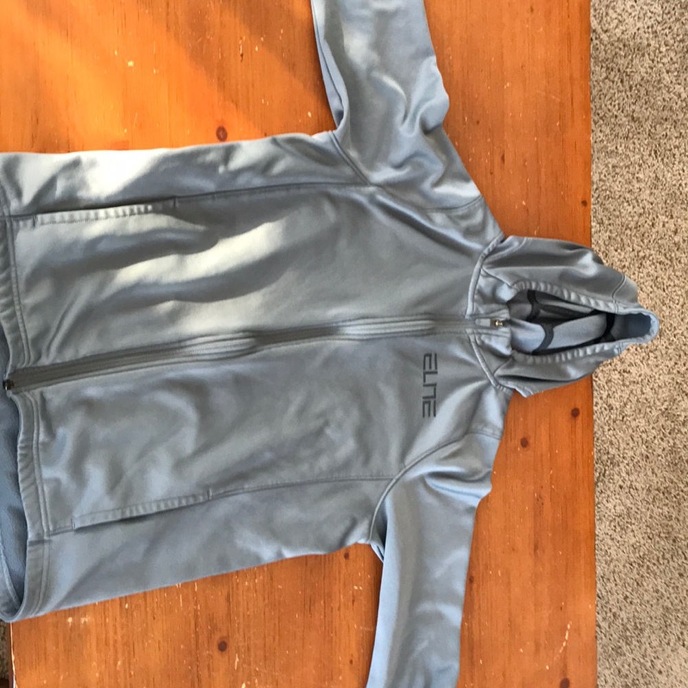 nike elite zip up hoodie